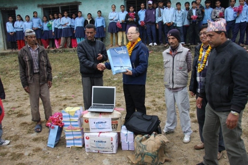 네팔 누와코트 학교에 교육용품 지원